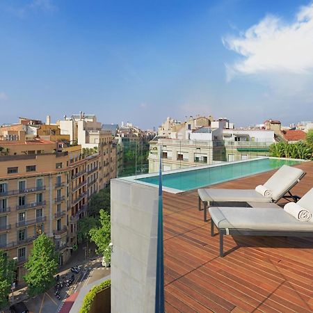 The One Barcelona Gl Hotel Exterior photo Rooftop pool