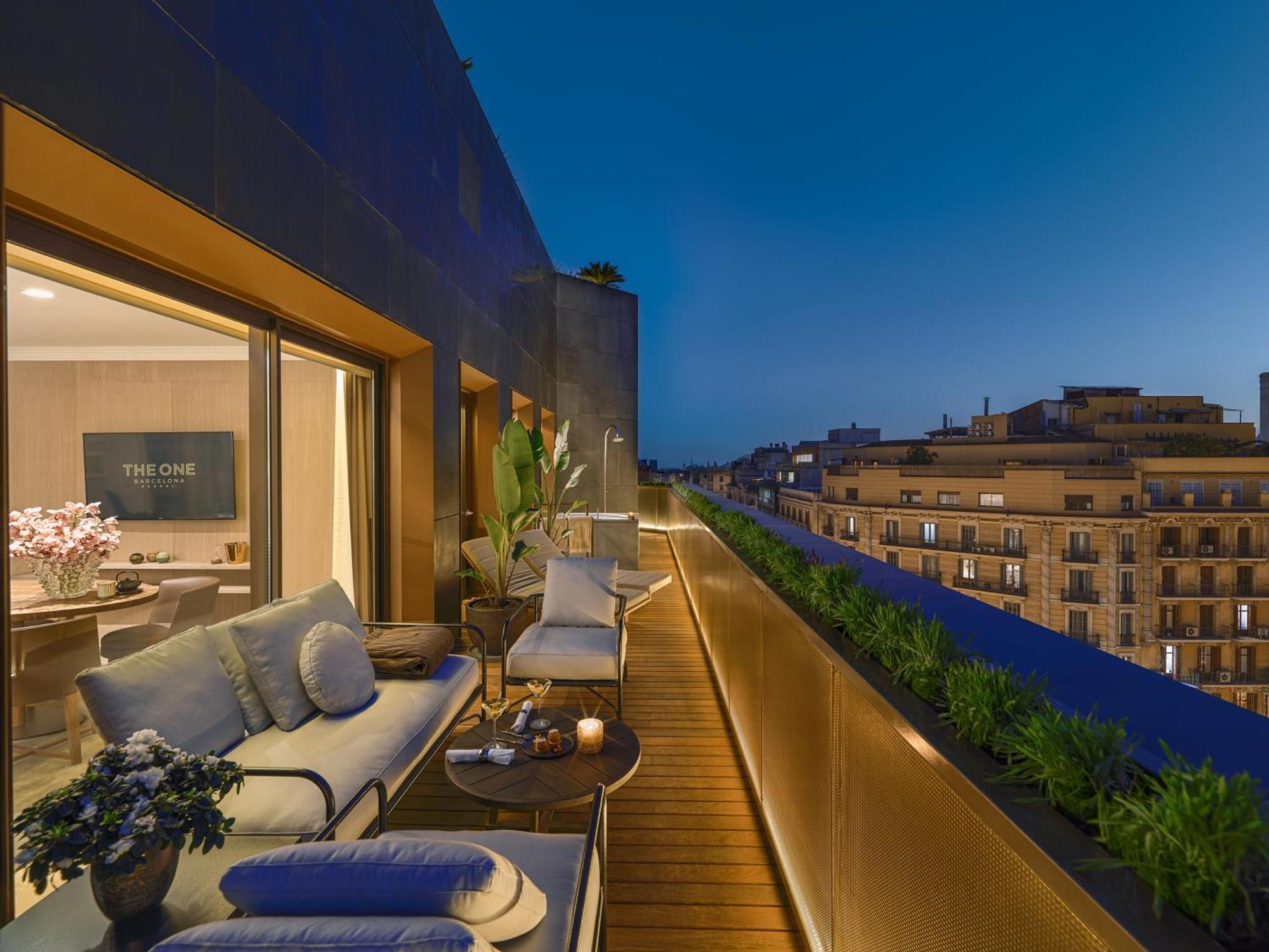 The One Barcelona Gl Hotel Exterior photo The One, Barcelona