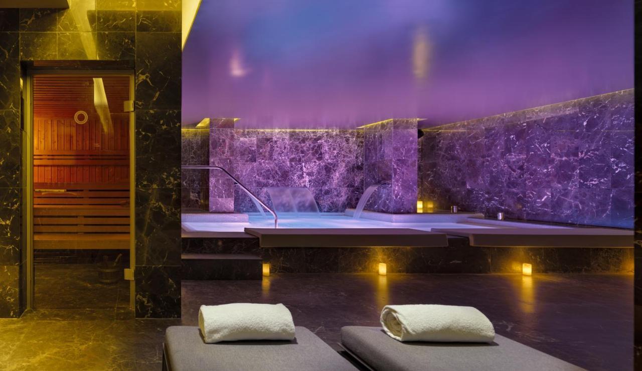 The One Barcelona Gl Hotel Exterior photo The spa at The Dorchester